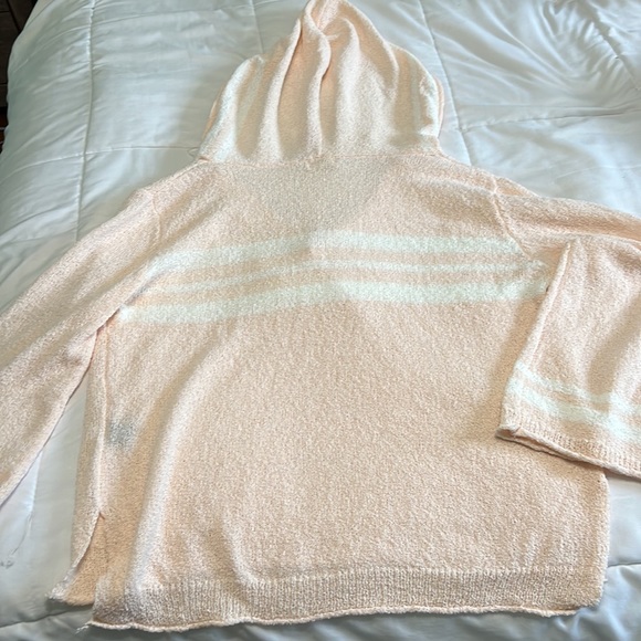 Sweater - Picture 2 of 3